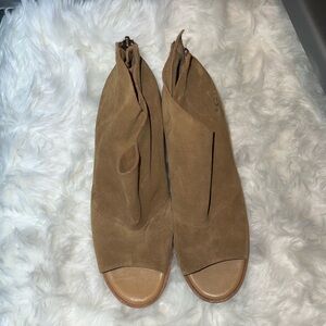 Ugg peep toe ankle boot